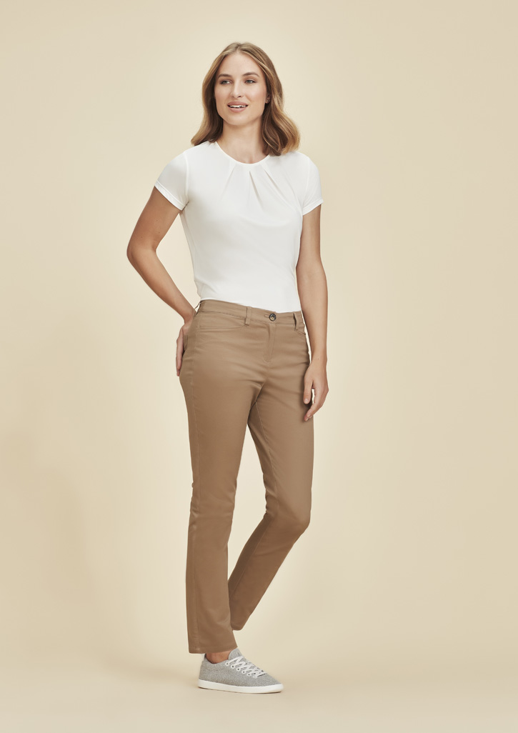 Slim-leg chino pant